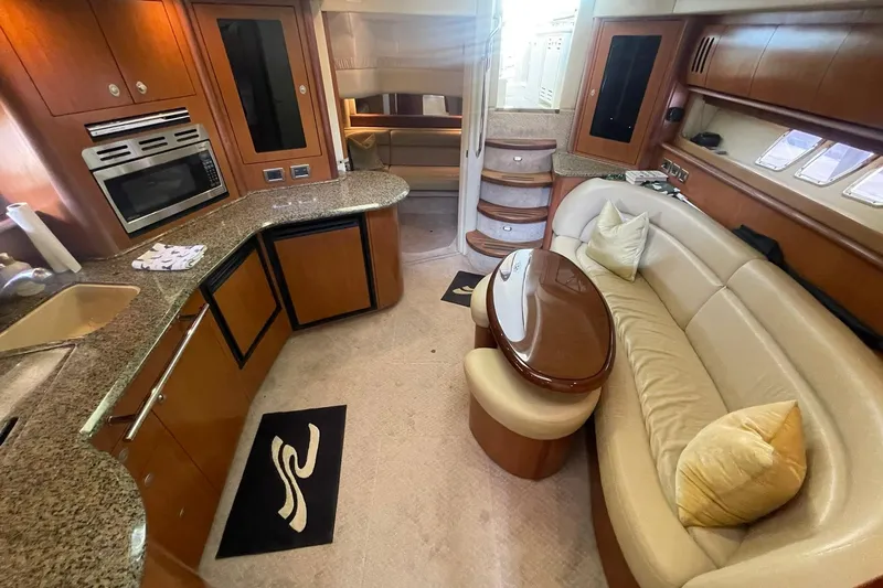 Slide: The Image of SALON OVERVIEW LOOKING AFT WITH GALLEY TO STBD. - 31