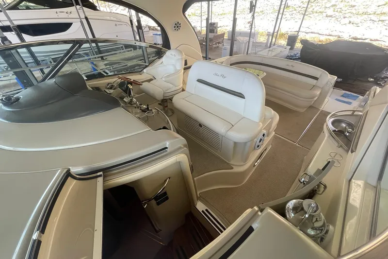 Slide: The Image of COCKPIT OVERVIEW & HELM DECK LOOKING AFT - 5