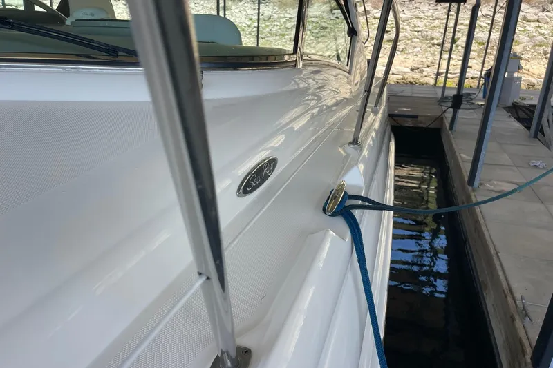 Slide: The Image of GLEAMING GELCOAT IN EXCELLENT CONDITION!! - 63