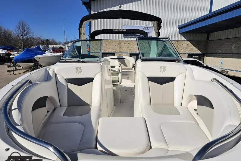 Slide: The Image of 2010 Chaparral 276 SSX boat with spacious seating and sleek design. - 14