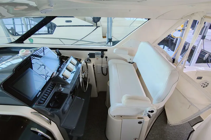 Slide: The Image of Master En-Suite - 44