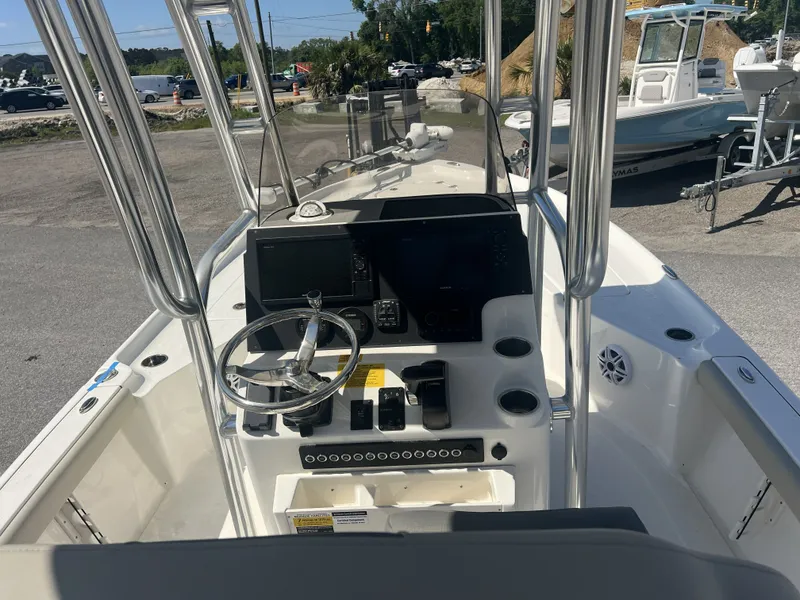 Slide: The Image of Key West 230 Bay Reef 2026 - 10