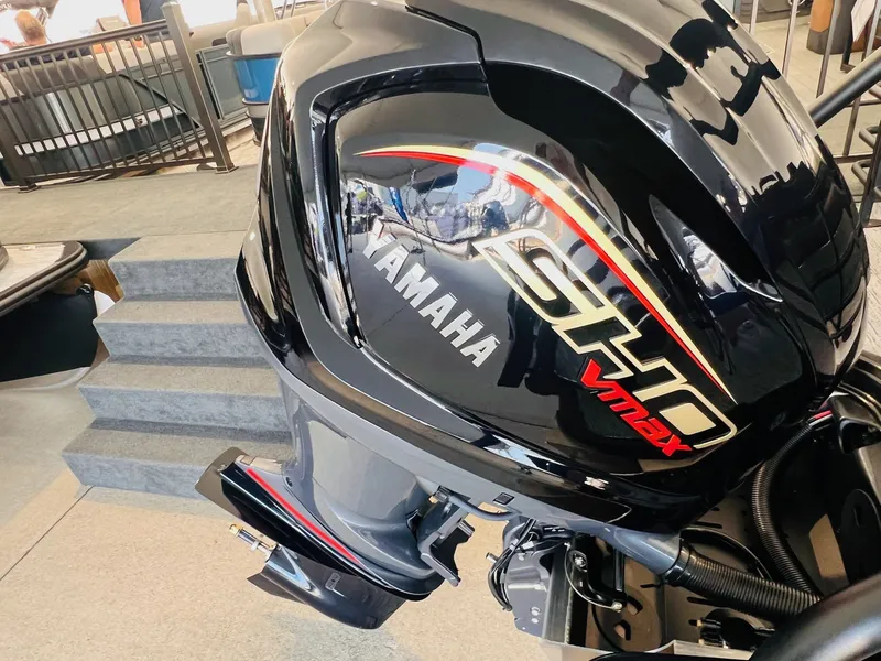 Slide: The Image of Sylvan X3 CLZ DH Mirage - Platinum Pkg 2026 - 5