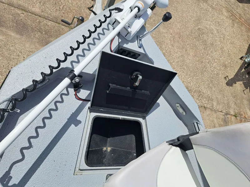 Slide: The Image of Excel 203 Bay Pro 2020 - 13