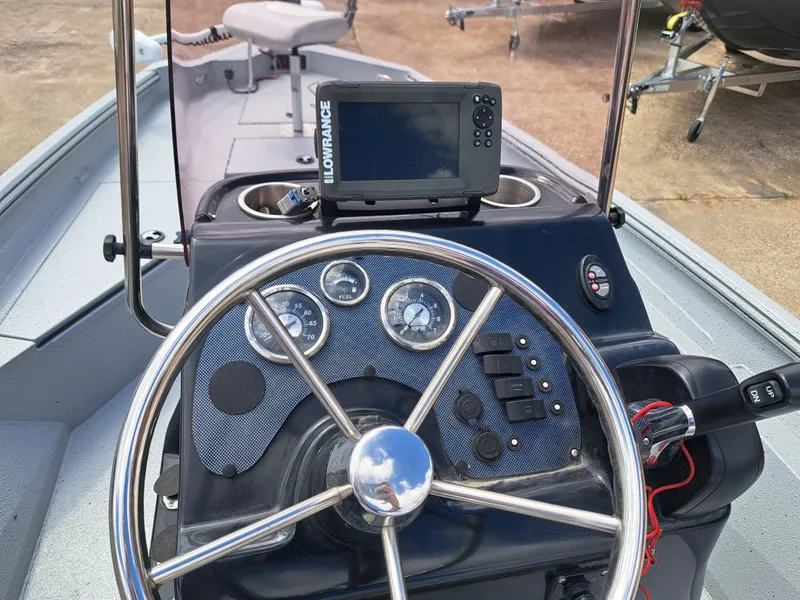 Slide: The Image of Excel 203 Bay Pro 2020 - 16