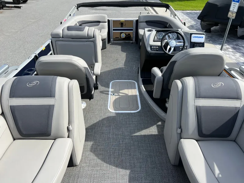 Slide: The Image of Barletta Cabrio 22QC 2024 - 8