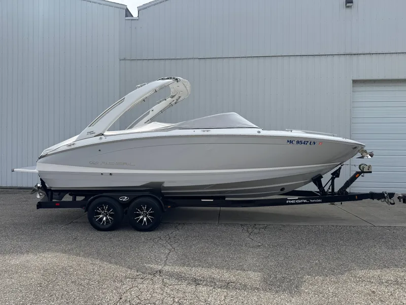 The Image of Regal LS6 2023 - 1