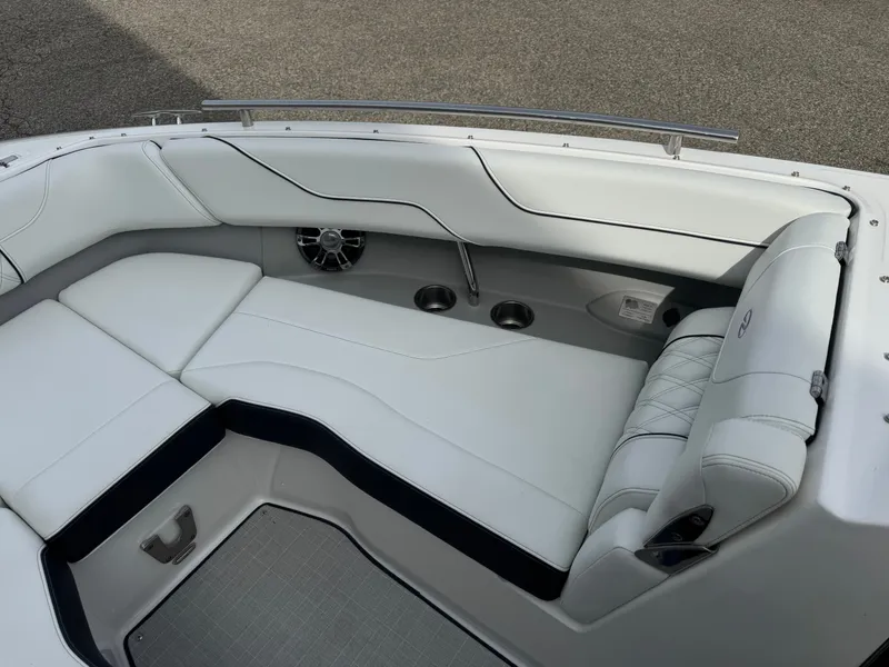 Slide: The Image of Regal LS6 2023 - 16