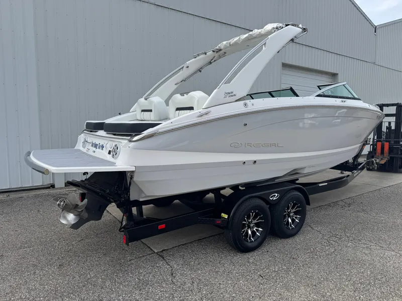 Slide: The Image of Regal LS6 2023 - 3