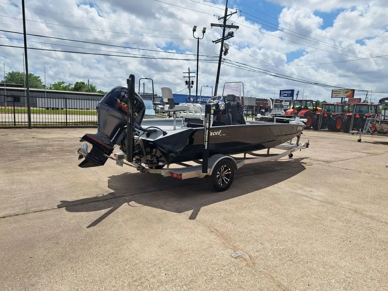 Slide: The Image of Excel 203 Bay Pro 2020 - 9