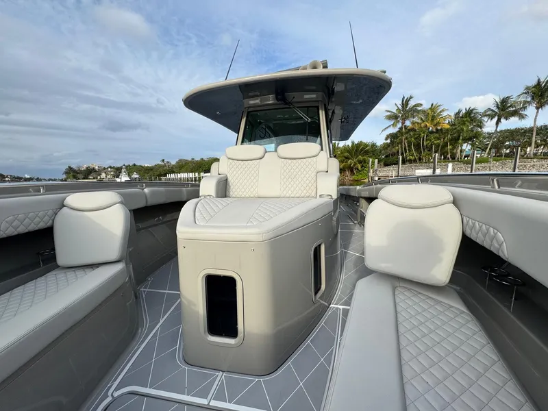 Slide: The Image of HCB 42 Lujo 2024 - 10