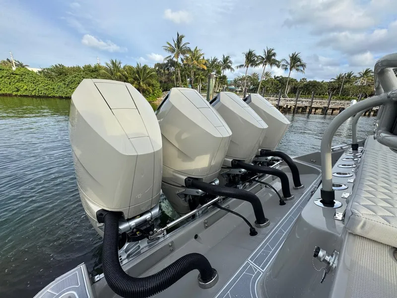 Slide: The Image of HCB 42 Lujo 2024 - 22