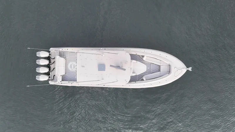 Slide: The Image of HCB 42 Lujo 2024 - 4