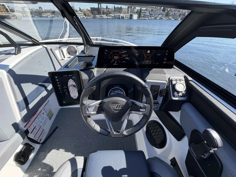 Slide: The Image of Malibu Wakesetter 22 LSV 2025 - 14