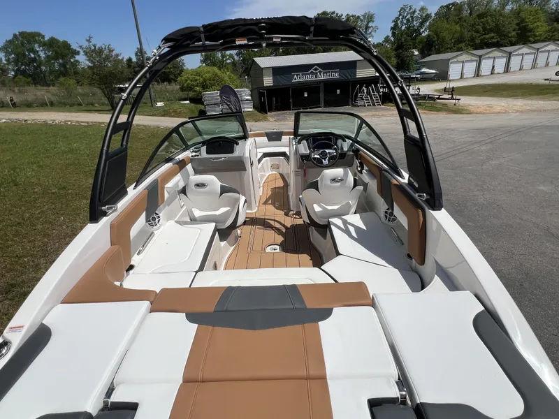 Slide: The Image of Chaparral 23 SSi OB 2026 - 5