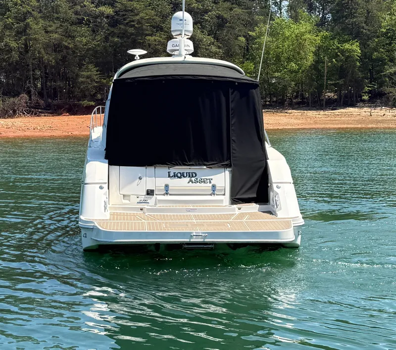 Slide: The Image of Sea Ray Sundancer 370 2011 - 15