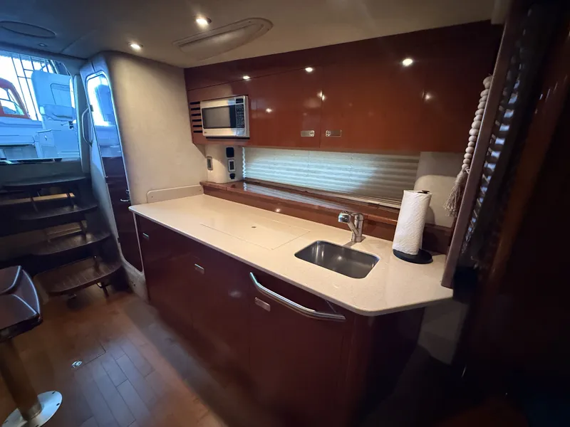 Slide: The Image of Sea Ray Sundancer 370 2011 - 25