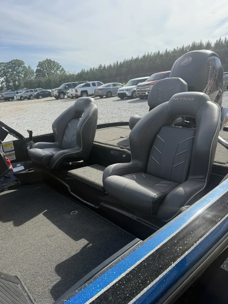 Slide: The Image of Nitro Z Series Z18-150HP PRO XS-UPGRADED TRAILER 2019 - 6