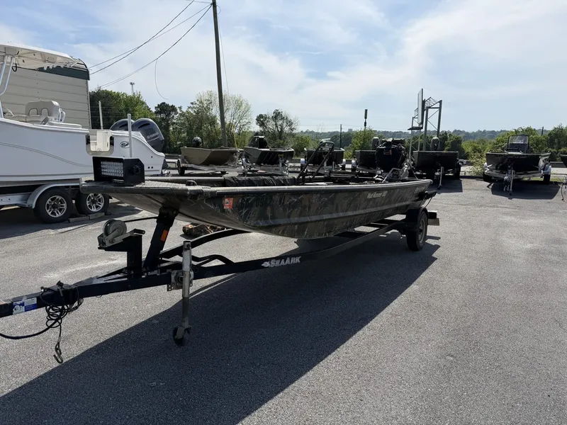 The Image of SeaArk Mud Runner 180 2023 - 1