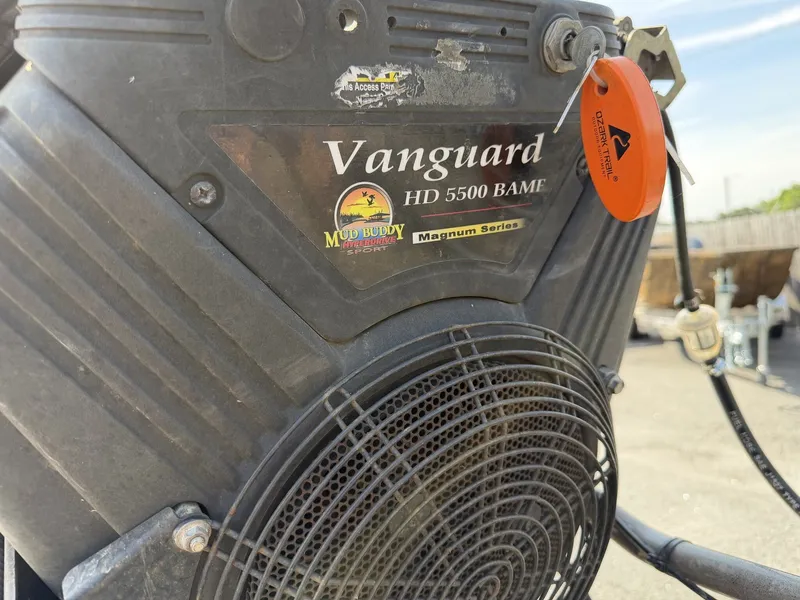 Slide: The Image of SeaArk Mud Runner 180 2023 - 7