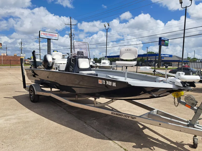 Slide: The Image of Excel 203 Bay Pro 2020 - 7