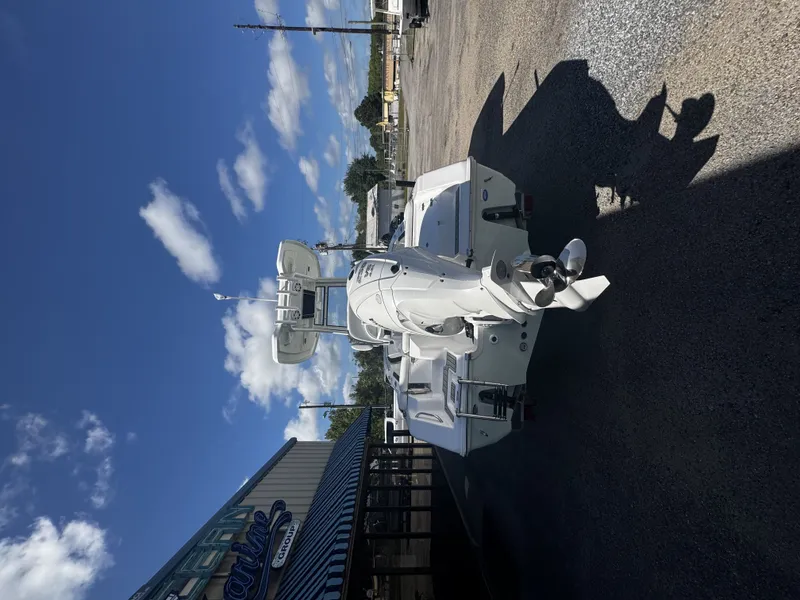 Slide: The Image of Tidewater 220 LXF 2026 - 9