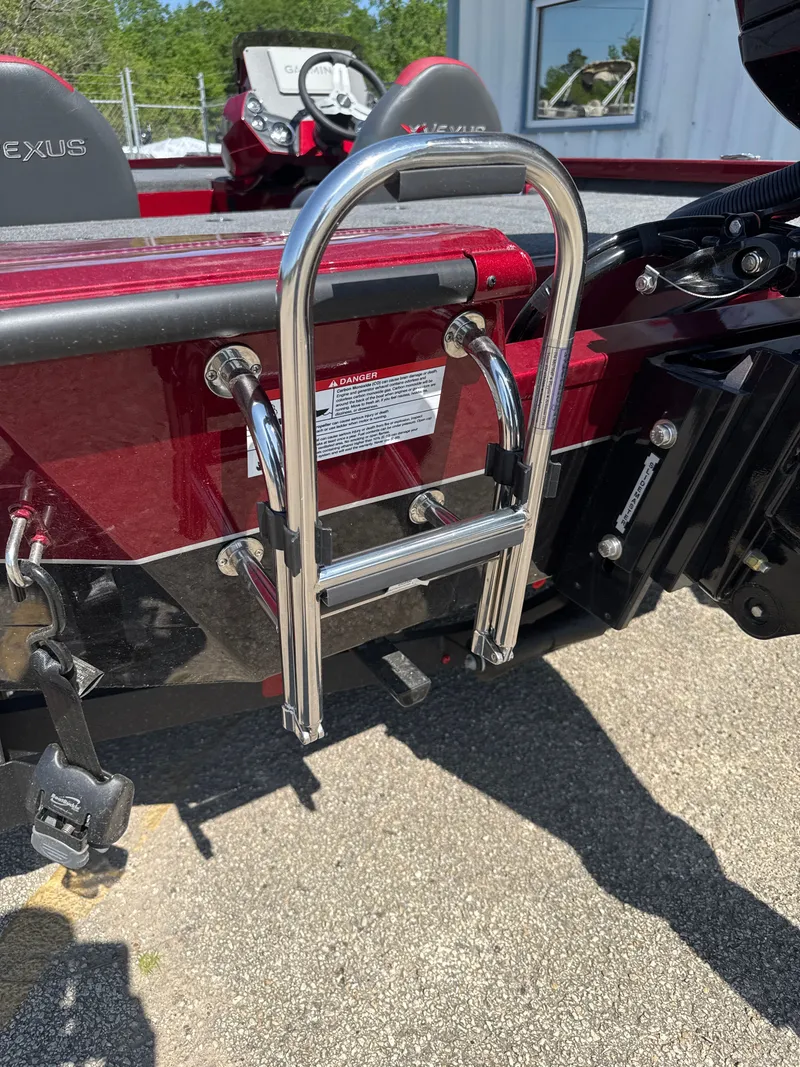 Slide: The Image of Vexus AVX1980 2025 - 8