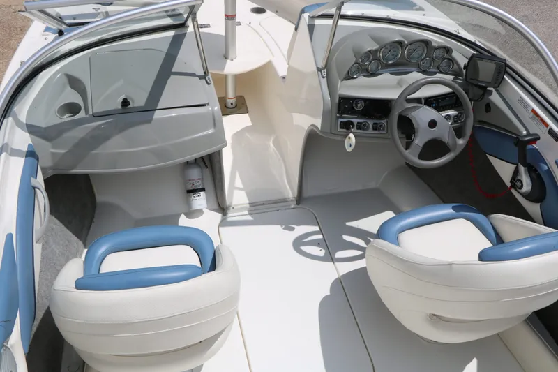 Slide: The Image of Bayliner 184 Fish & Ski 2012 - 14