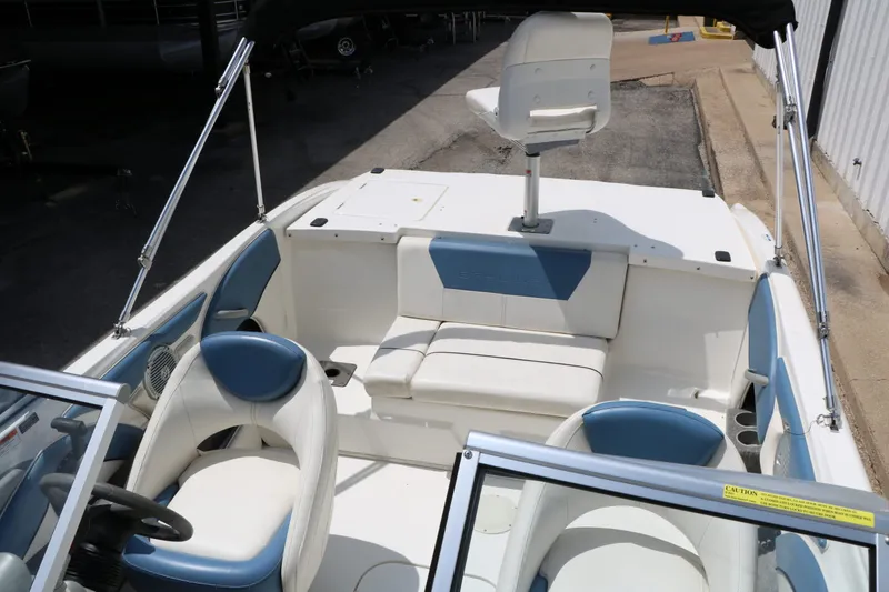 Slide: The Image of Bayliner 184 Fish & Ski 2012 - 26