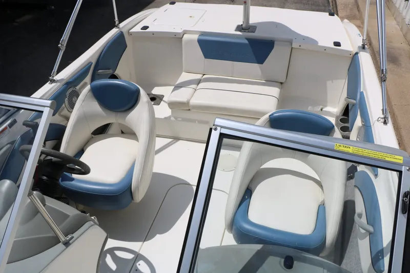 Slide: The Image of Bayliner 184 Fish & Ski 2012 - 27