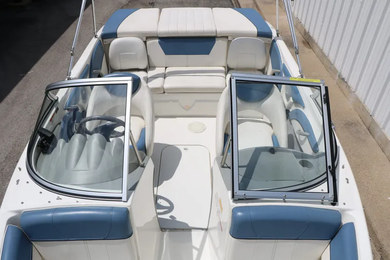 Slide: The Image of Bayliner 184 Fish & Ski 2012 - 35