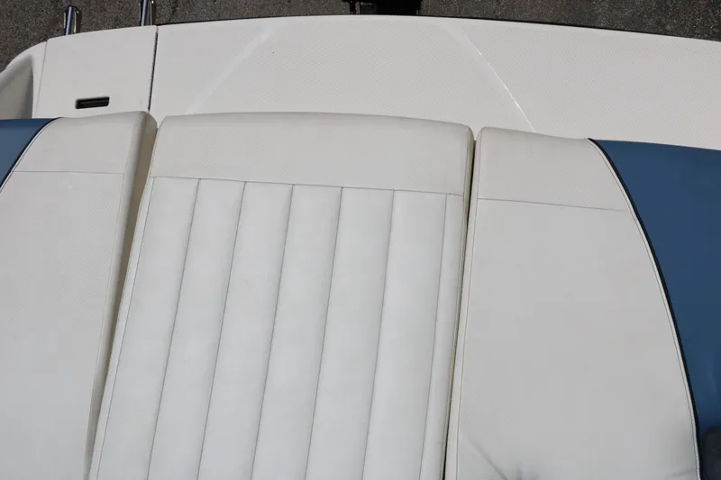 Slide: The Image of Bayliner 184 Fish & Ski 2012 - 41