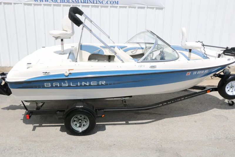 Slide: The Image of Bayliner 184 Fish & Ski 2012 - 6