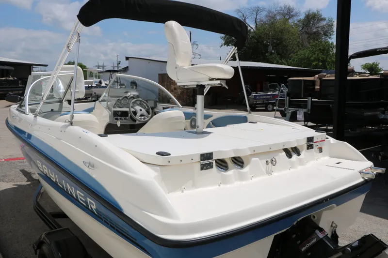 Slide: The Image of Bayliner 184 Fish & Ski 2012 - 7