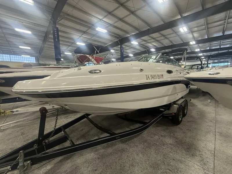 The Image of Chaparral 236 2005 - 0