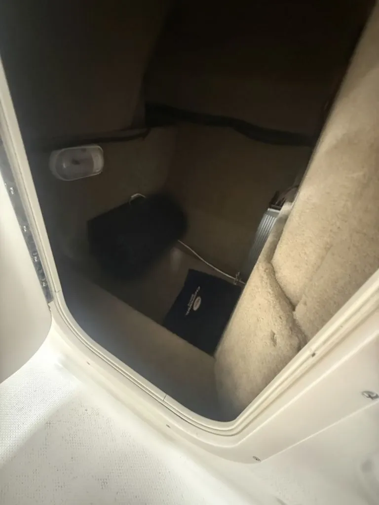 Slide: The Image of Chaparral 236 2005 - 21