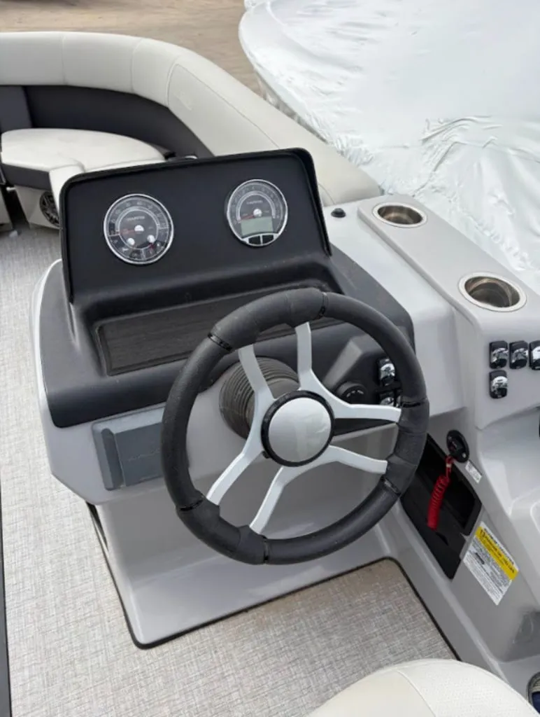 Slide: The Image of Harris HCX23 2024 - 6