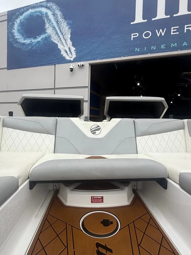 Slide: The Image of Tigé Z3 2021 - 7