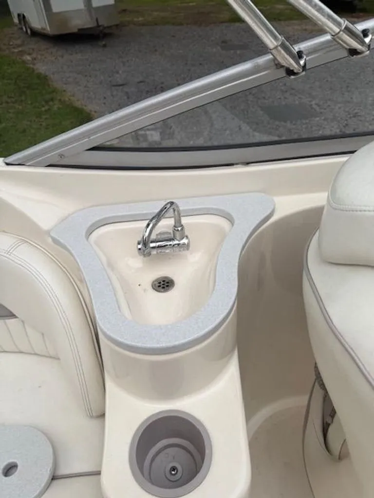 Slide: The Image of Stingray 220 DR 2007 - 9