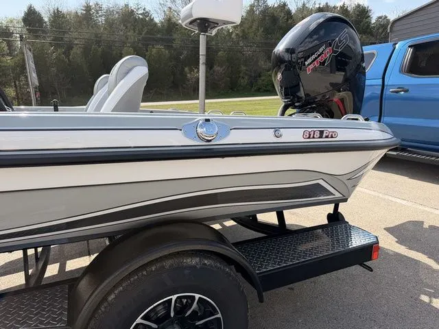 Slide: The Image of Phoenix Bass Boat 818 Pro 2026 - 13