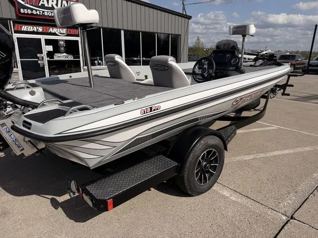 Slide: The Image of Phoenix Bass Boat 818 Pro 2026 - 3