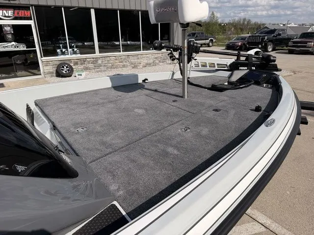 Slide: The Image of Phoenix Bass Boat 818 Pro 2026 - 6