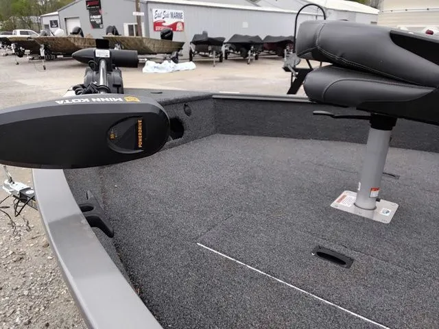 Slide: The Image of Lowe FM 1675 WT 2022 - 4