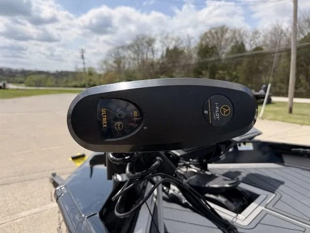 Slide: The Image of Lowe Favorite 198 2022 - 8