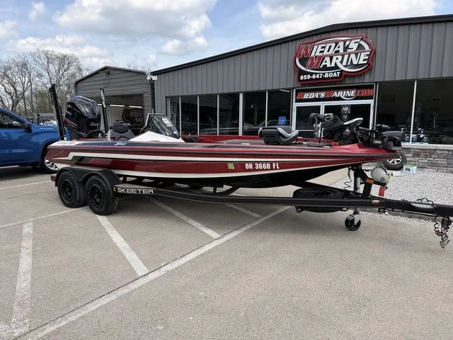 Slide: The Image of Skeeter ZX225 2015 - 8