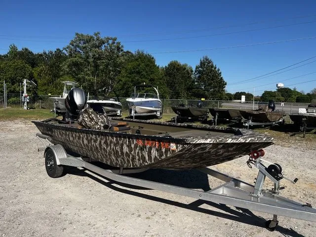 Slide: The Image of Avid 18 Rogue SC 2024 - 3