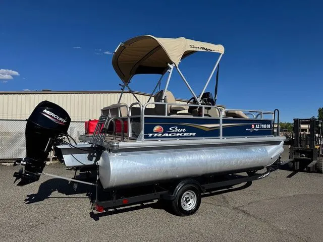 Slide: The Image of Sun Tracker Bass Buggy 16 XL Select 2024 - 3