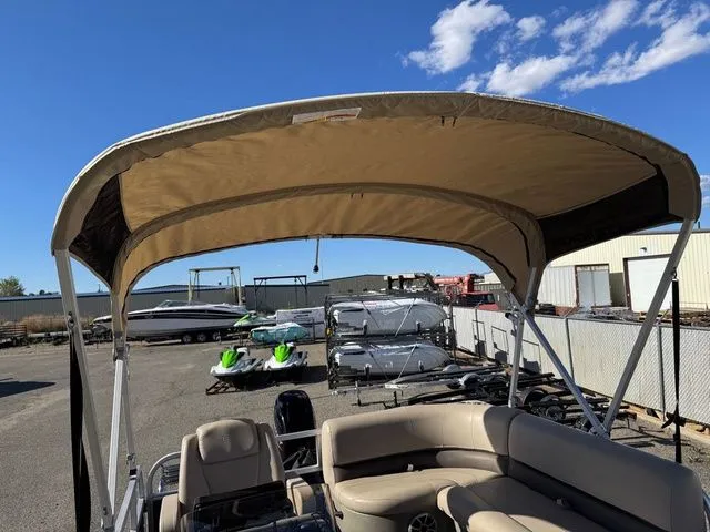 Slide: The Image of Sun Tracker Bass Buggy 16 XL Select 2024 - 30