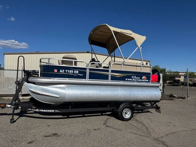 Slide: The Image of Sun Tracker Bass Buggy 16 XL Select 2024 - 32