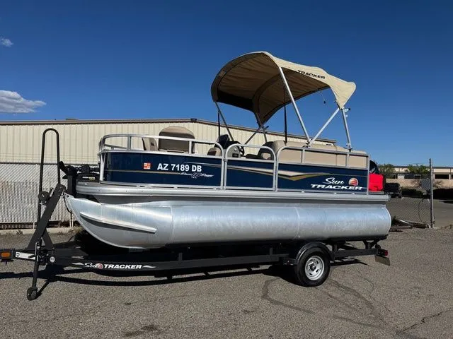 Slide: The Image of Sun Tracker Bass Buggy 16 XL Select 2024 - 33